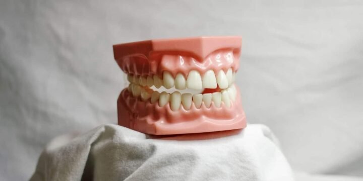 10 Facts About Brushing Your Teeth